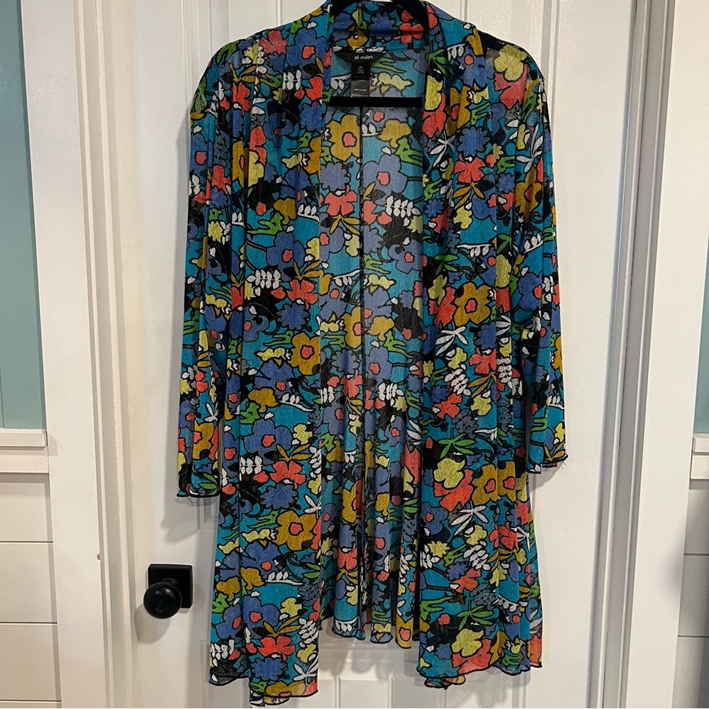 Ali Miles Colorful Flowy Floral Kimono. Size 2X.